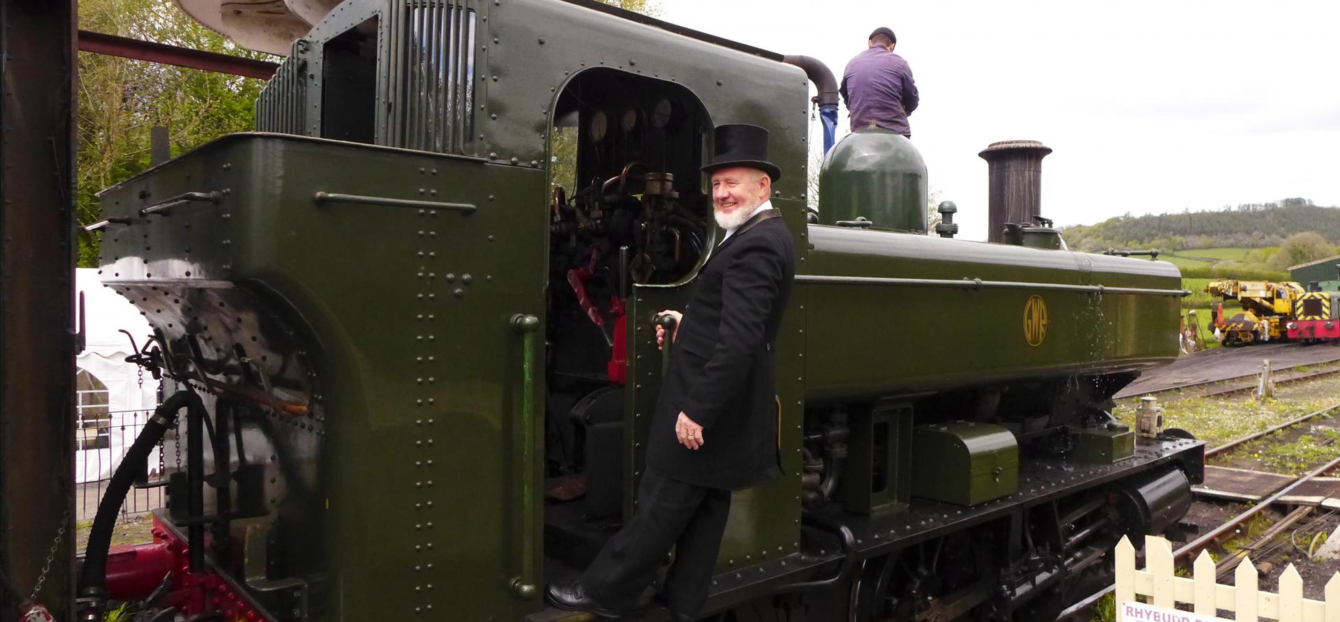 Llun 1 TaithGH tren 2.JPG