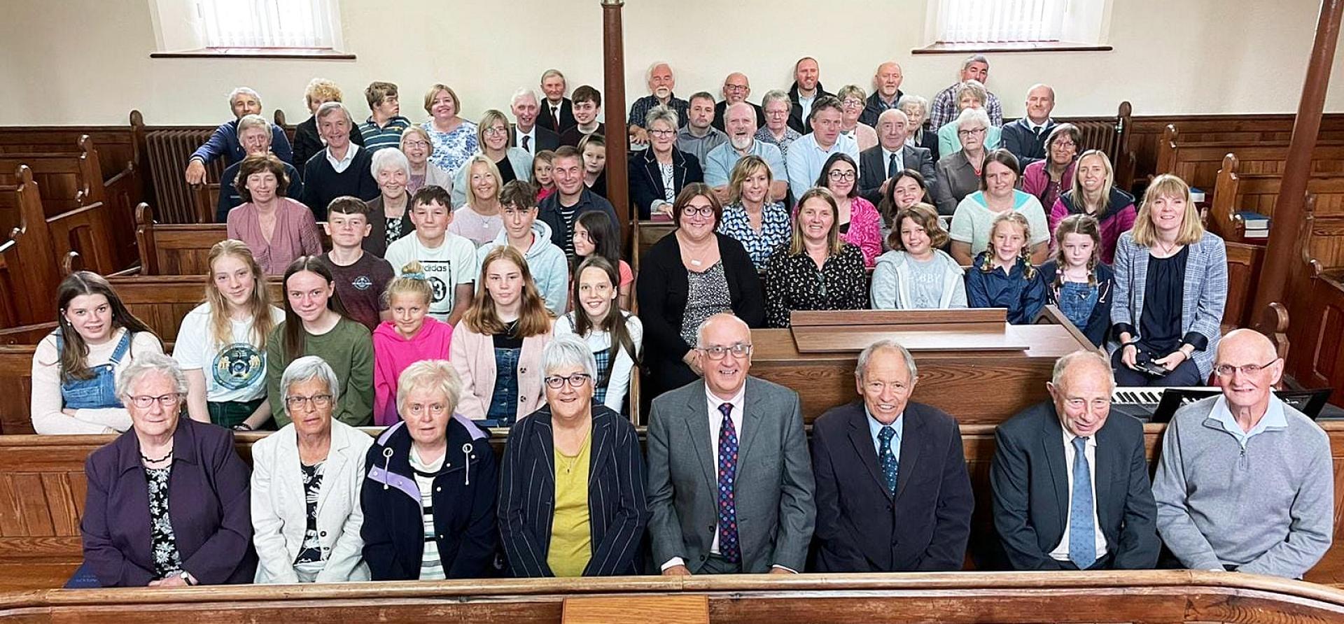 Llun 1 Sefydlu 1 Cymun undebol y sefydlu 110922.jpg