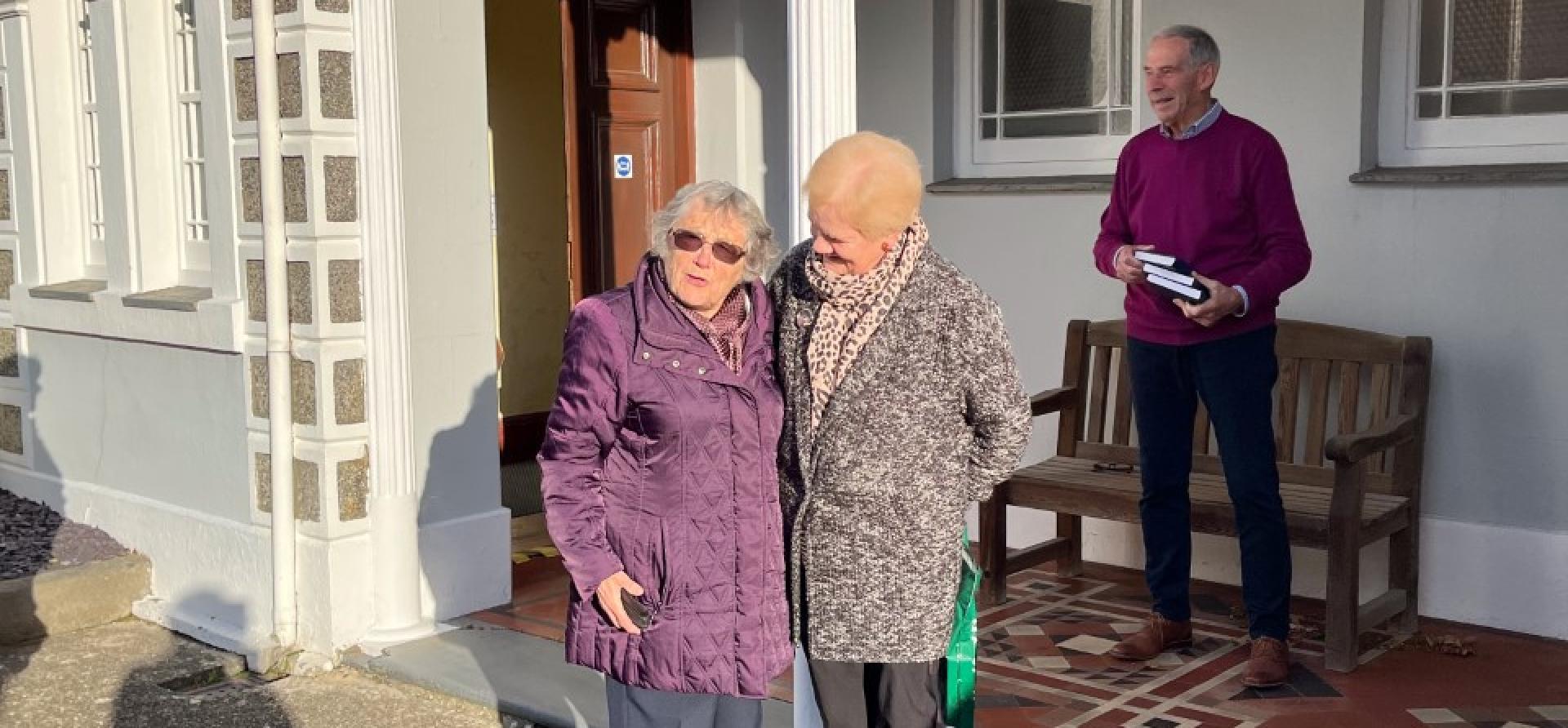 14 Jerwsalem Cricieth - yn yr haul.jpg