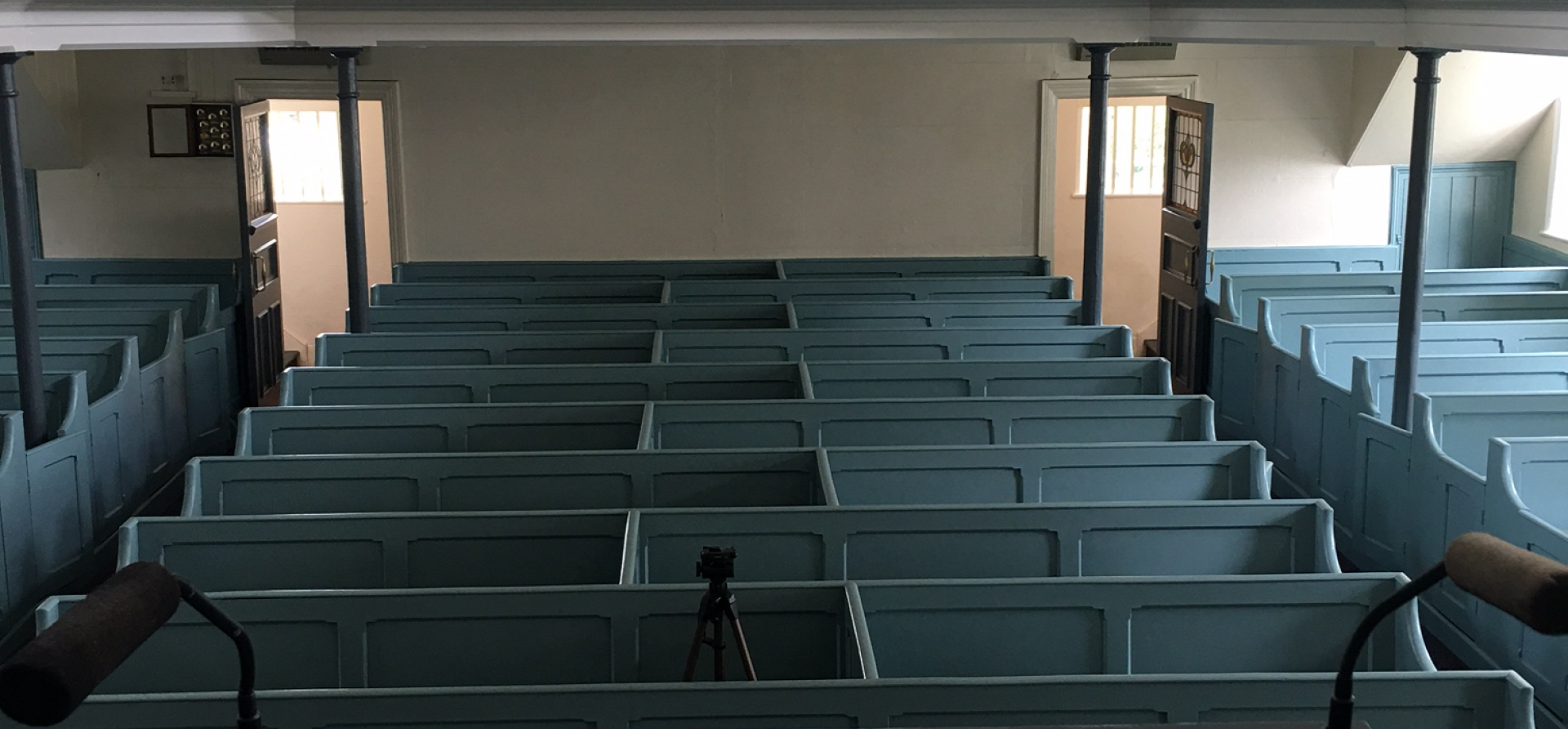 535 Bethlehem Gwaelod y garth capel tu fewn.JPG