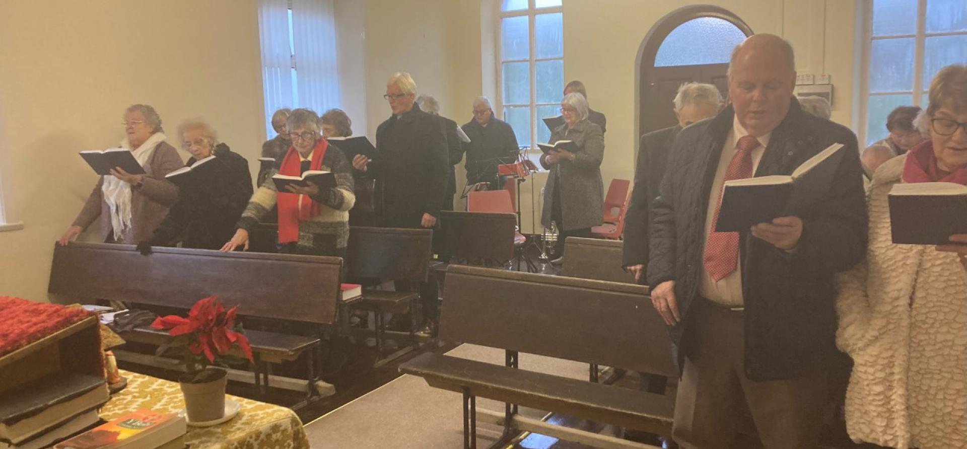 387 Ebeneser Crwbin cynulleidfa.jpg