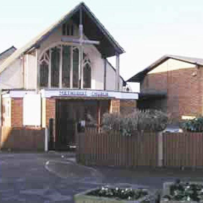 Llun 2 Capel y Lon yn Burnham Methodist Church.jpg