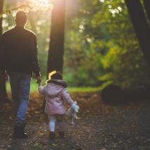 father-g41f8a87d1_1920.jpg