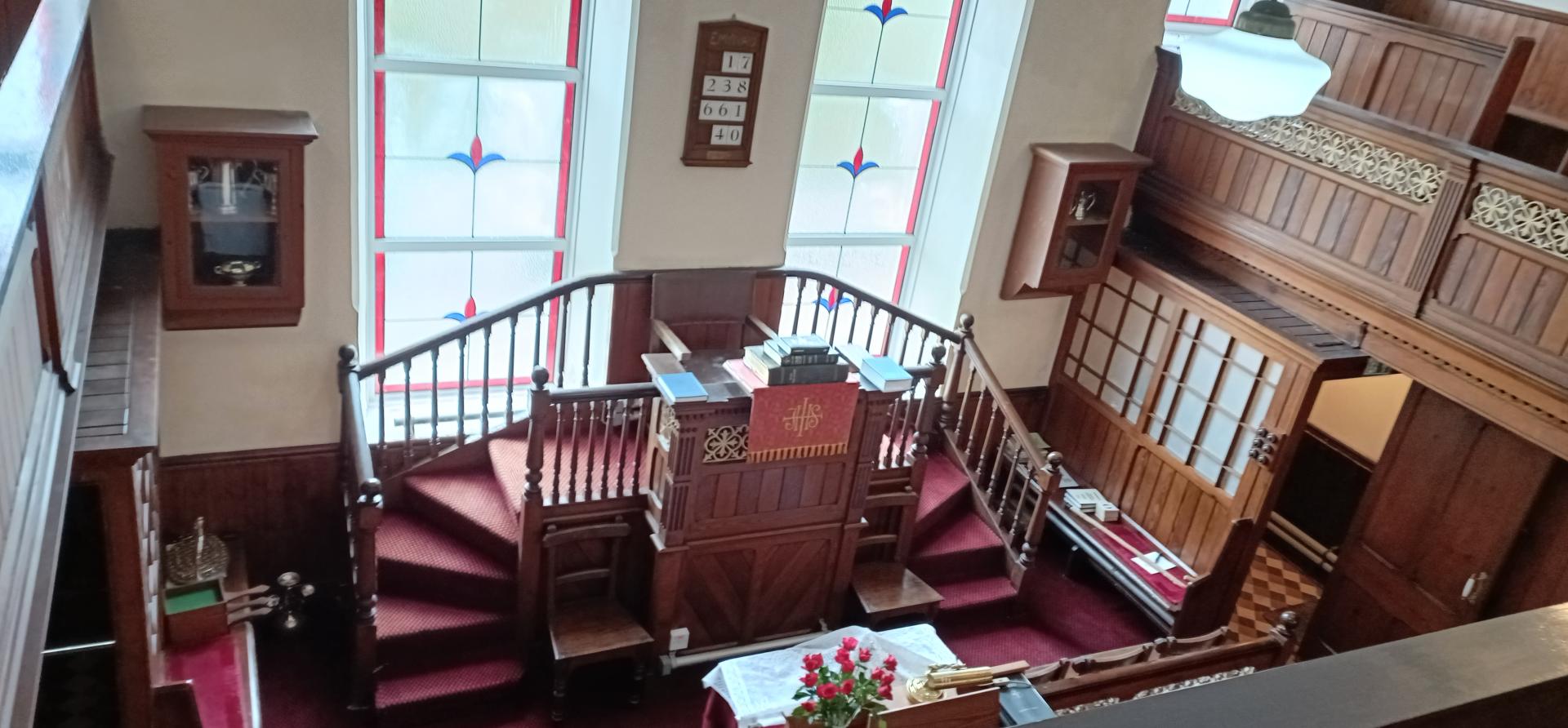 328 Horeb Felingwm - tu fewn.jpg