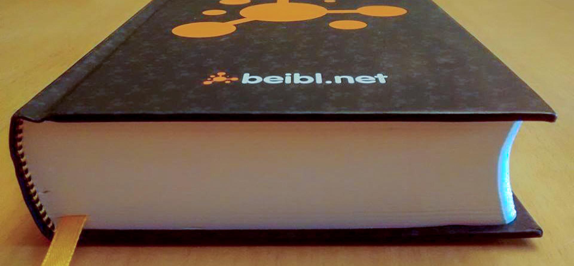 llun beibl.net ar y bwrdd.jpg